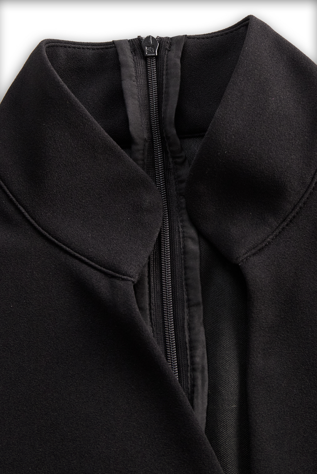 Rosie™- Refined Dress With Belt and Mandarin Collar